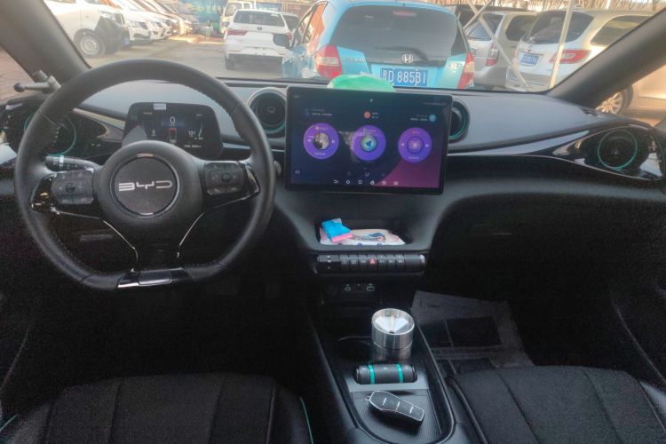 比亚迪 海豚 2024款 荣耀版 420km 自由版中控内饰12