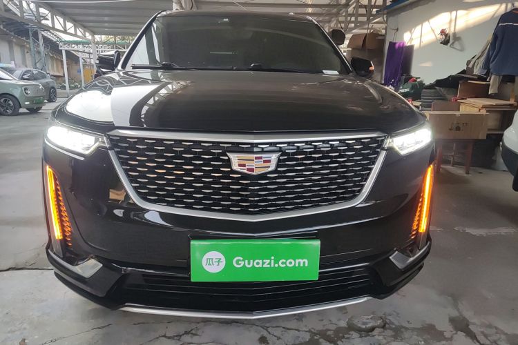 凯迪拉克XT6 2020款 28T 六座四驱豪华型车身外观2