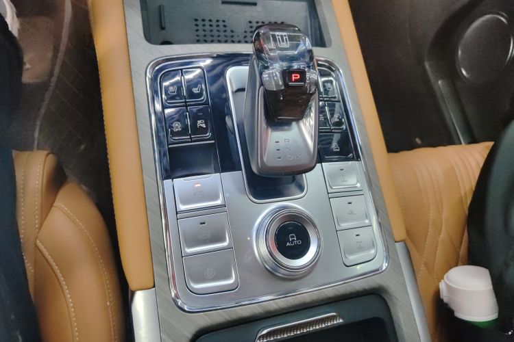 坦克500 2022款 3.0T 运动版 造境型 5座中控内饰18