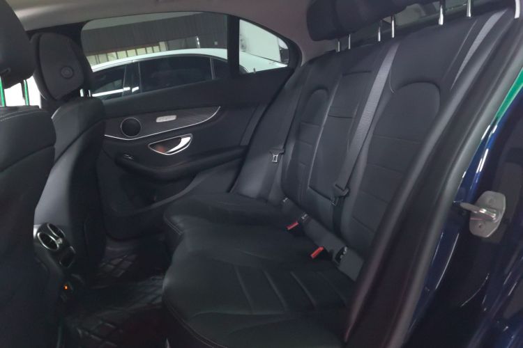 奔驰C级 2020款 改款 C 260 L 运动版中控内饰21