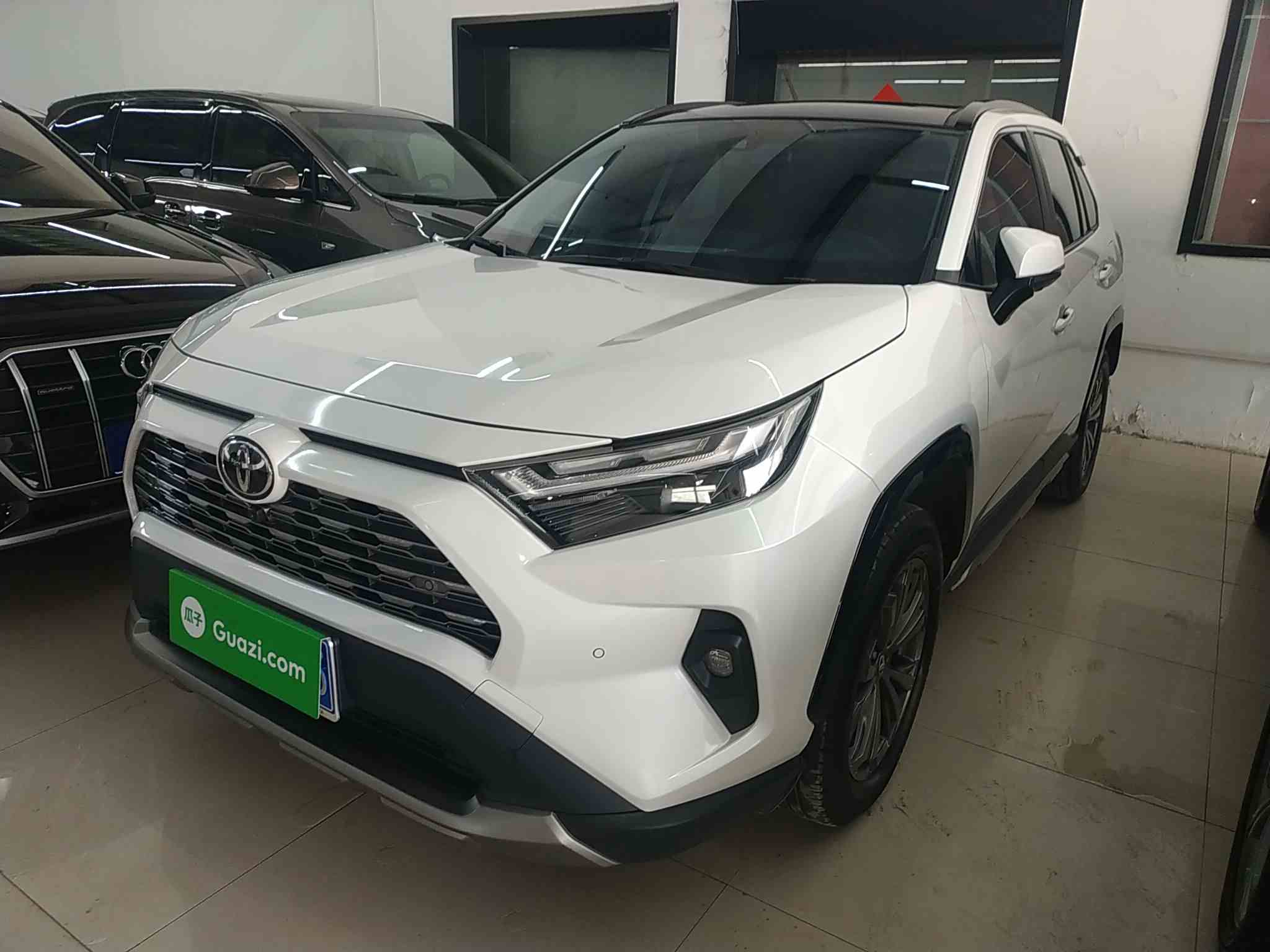 丰田 RAV4荣放 2024款 2.0L CVT两驱风尚Plus版(2)