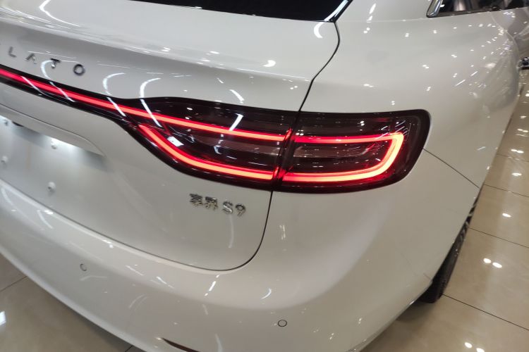 鸿蒙智行 享界S9 2024款 纯电 Ultra 四驱旗舰版车身外观6006