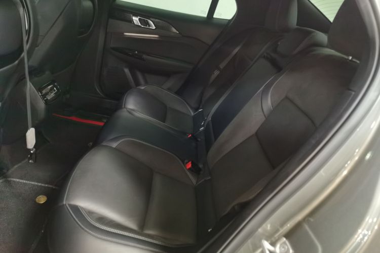 领克03 2022款 2.0TD DCT劲Pro中控内饰7004