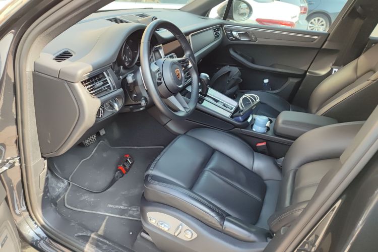 保时捷 2022款 Macan 2.0T中控内饰7003