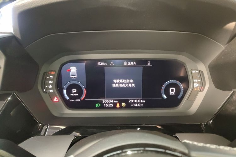 奥迪A3 2023款 改款 A3L Limousine 35 TFSI 时尚运动型中控内饰14