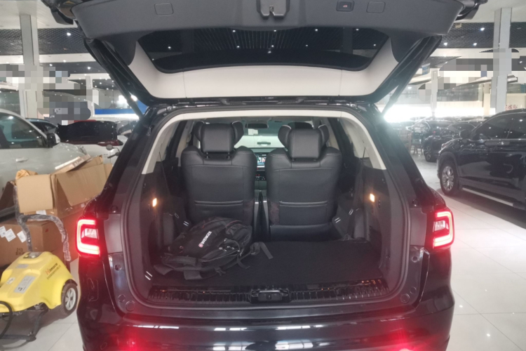 红旗HS7 2022款 3.0T 自动四驱智联旗畅版 七座机舱底盘23