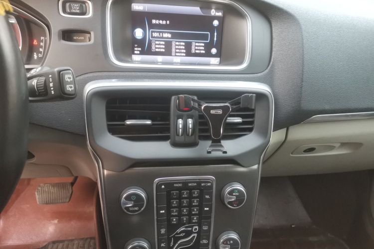 沃尔沃V40 2014款 2.0T 智雅版中控内饰16