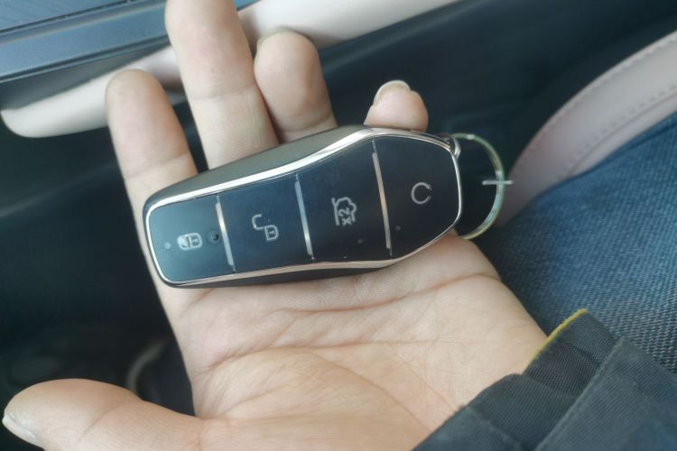 比亚迪 海鸥 2025款 305km 活力版中控内饰11