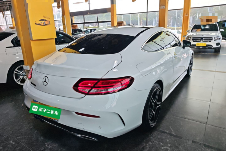 奔驰C级(进口) 2020款 C 260 轿跑车车身外观7