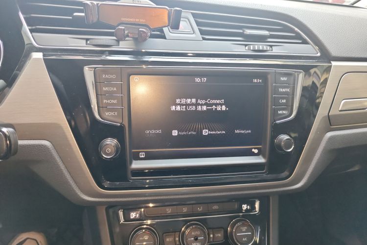 大众 2018款 途安L 280TSI DSG舒适版 7座 国V中控内饰16