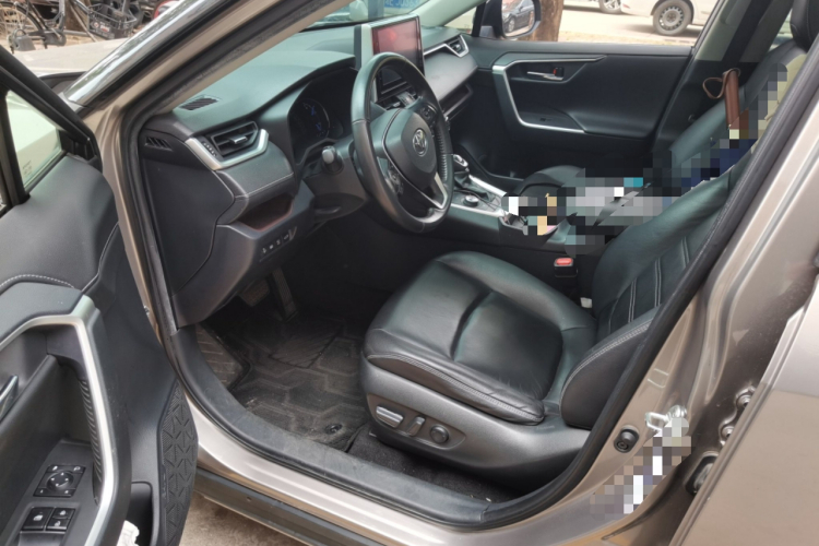 丰田 RAV4荣放 2020款 双擎 2.5L E-CVT四驱旗舰版中控内饰20