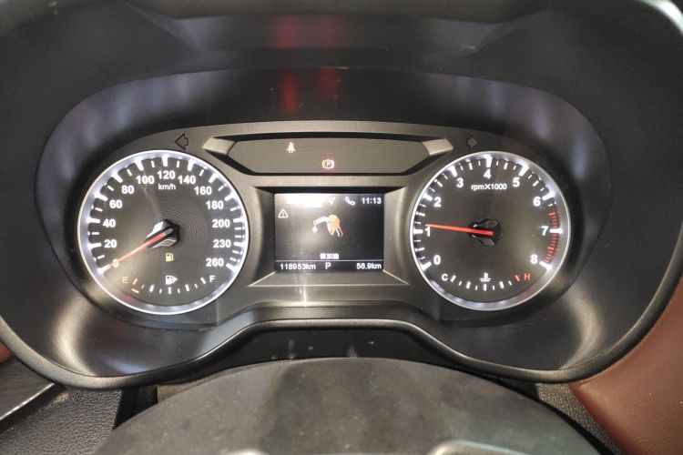 中华V6 2018款 1.5T 自动尊贵型局部细节14