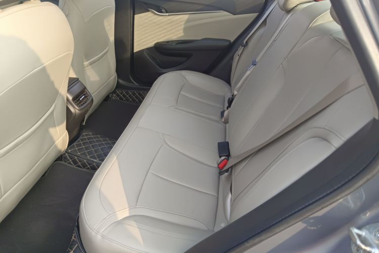 别克 英朗 2018款 15T 双离合精英型 国V中控内饰7004