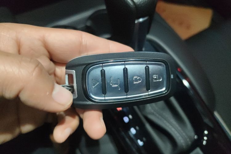 本田HR-V 2023款 240TURBO 劲睿版中控内饰11