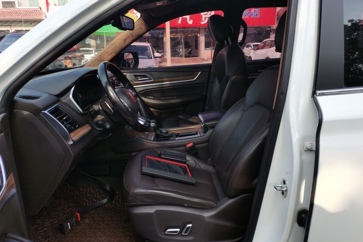 荣威RX8 2018款 30T 智联网两驱至尊版局部细节19