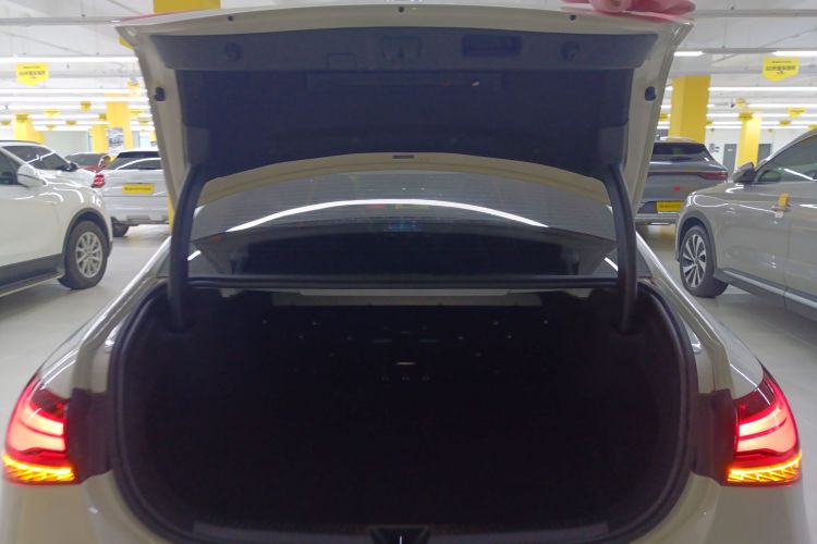 奔驰A级 2025款 A 200 L 时尚型局部细节23