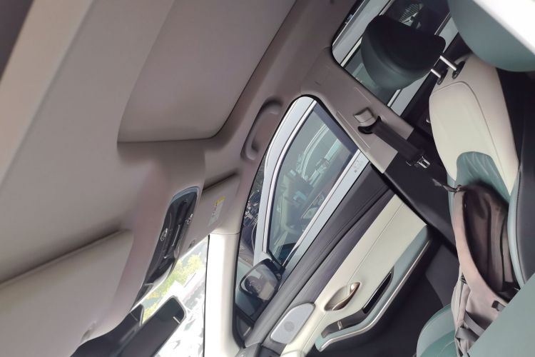 捷途山海L9 2024款 1.5TD 2DHT Max 7座中控内饰22