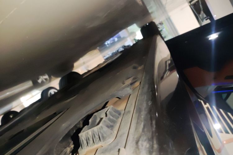 宝马5系 2018款 改款 530Li xDrive M运动套装局部细节9002