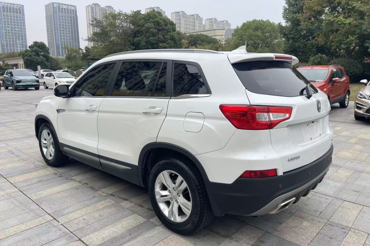 长安CS75 2016款 1.8T 自动精英型 国V车身外观4