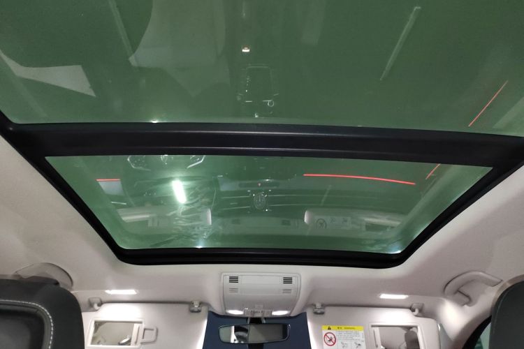 大众 迈腾 2023款 200万辆纪念版 330TSI DSG领先型中控内饰22