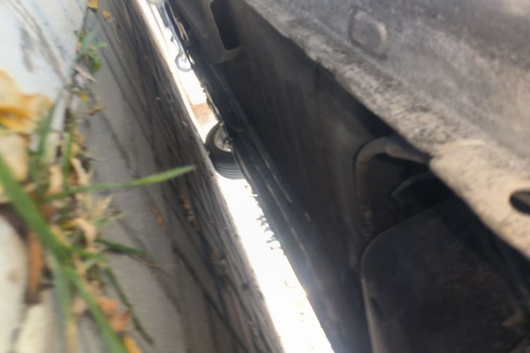 标致301 2016款 1.6L 手动舒适版局部细节9003