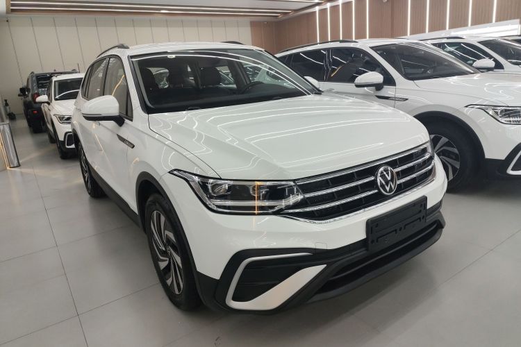 大众 途观L 2023款 330TSI 自动两驱舒享版车身外观6002