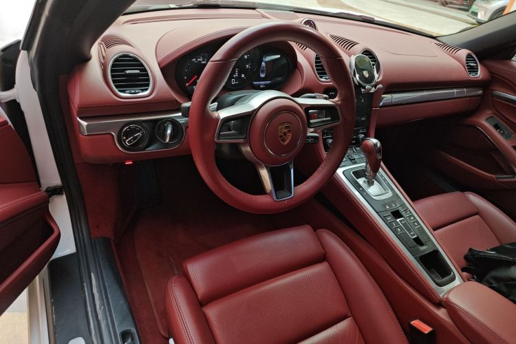 保时捷718 2022款 Boxster 2.0T中控内饰7002