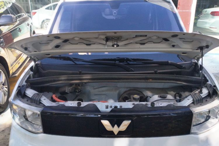 五菱汽车 宏光MINIEV 2020款 轻松款 磷酸铁锂机舱底盘24