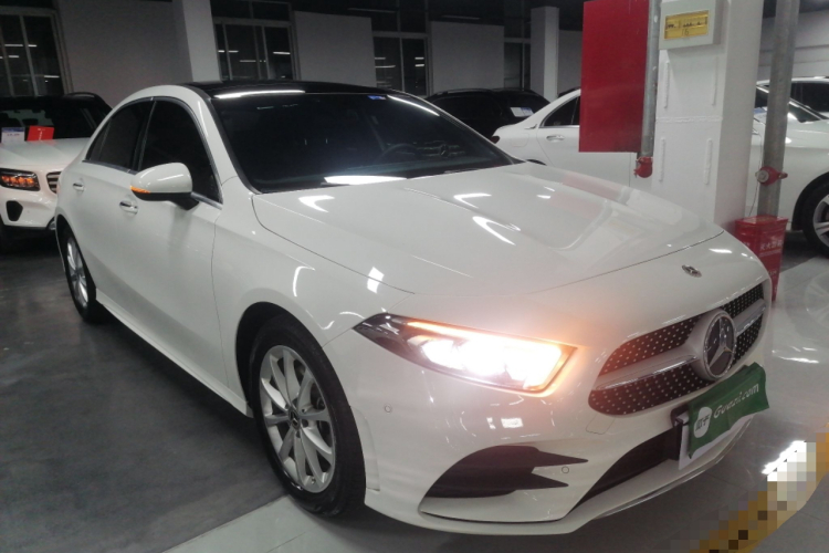 奔驰A级 2021款 A 200 L 运动轿车时尚型车身外观6002