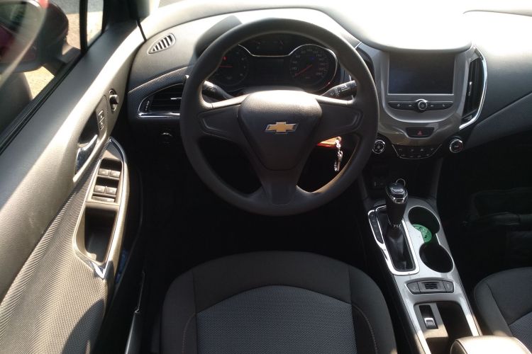 雪佛兰 科鲁兹 2018款 320 自动先锋天窗版局部细节13