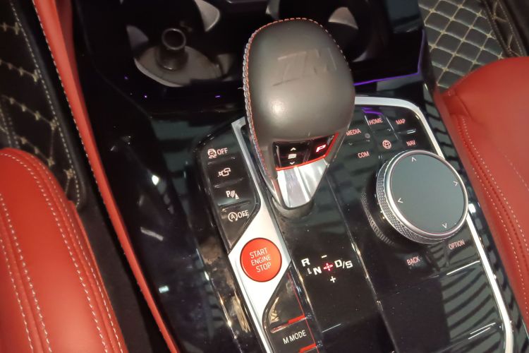 宝马X3 M 2022款 X3 M雷霆版中控内饰18