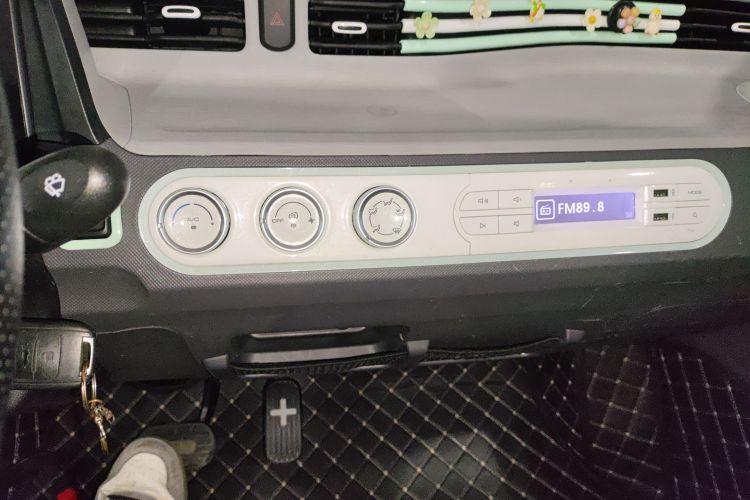 五菱汽车 宏光MINIEV 2021款 马卡龙臻享款 磷酸铁锂中控内饰16