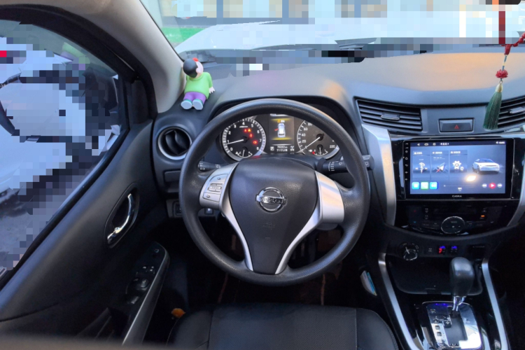 日产 途达 2020款 2.5L XL Upper 4WD 自动四驱豪华版中控内饰13