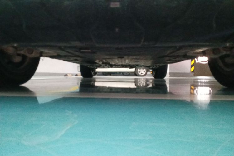 奔驰GLC 2024款 GLC 300 L 4MATIC 动感型 5座局部细节9008