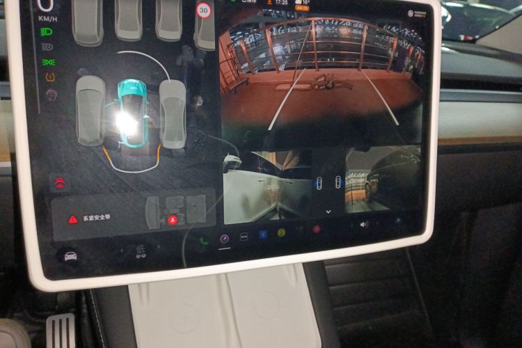 特斯拉 Model Y 2021款 标准续航后驱版中控内饰16