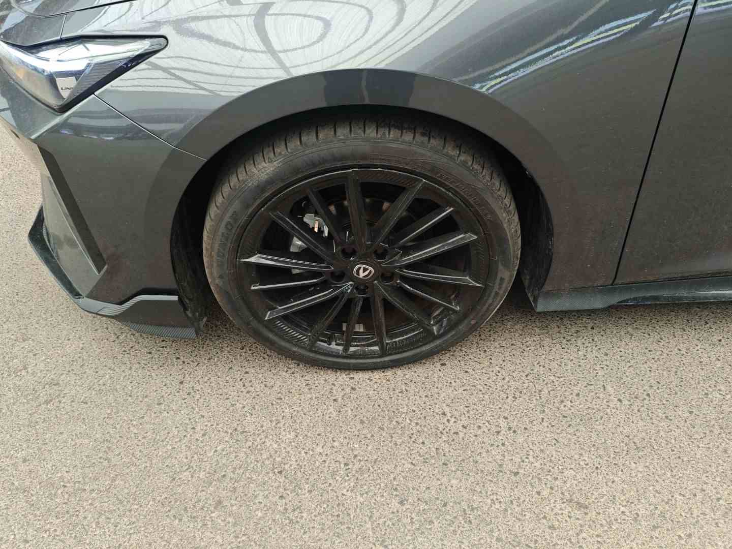 长安UNI-V 2024款 1.5T 尊贵运动型(5)