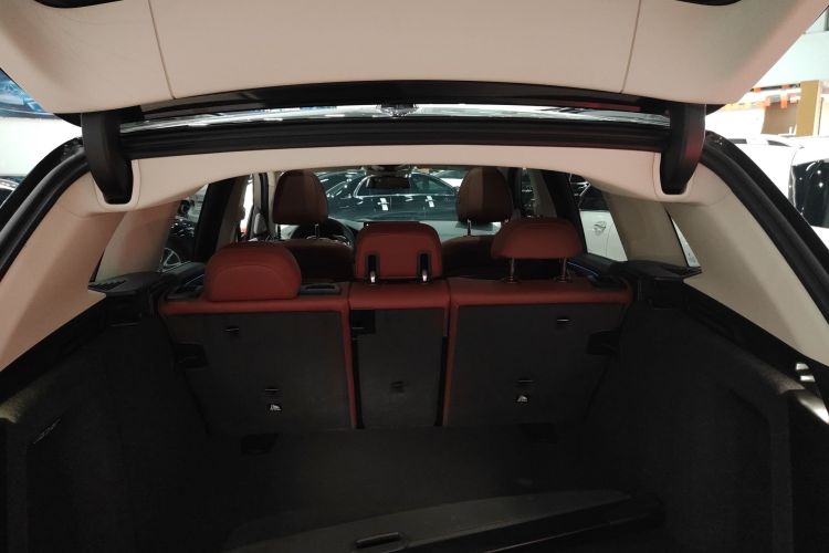 宝马X3 2023款 改款 xDrive30i 领先型 M曜夜套装机舱底盘23