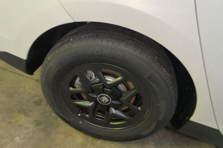 比亚迪 秦PLUS 2025款 DM-i 智驾版 55KM领先型车身外观6008