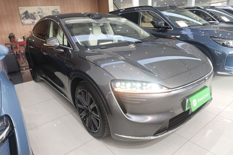 鸿蒙智行 智界R7 2024款 纯电 736km UItra车身外观3