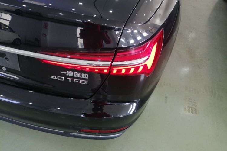 奥迪A6L 2019款 40 TFSI 豪华致雅型车身外观6006