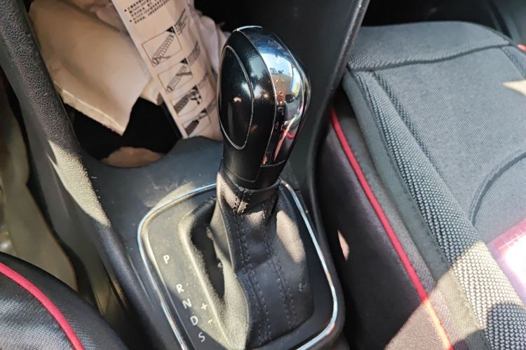 大众 Polo 2014款 1.6L 自动舒适版中控内饰18