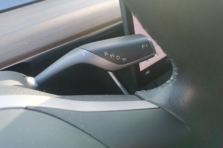 特斯拉 Model 3 2020款 标准续航后驱升级版中控内饰18