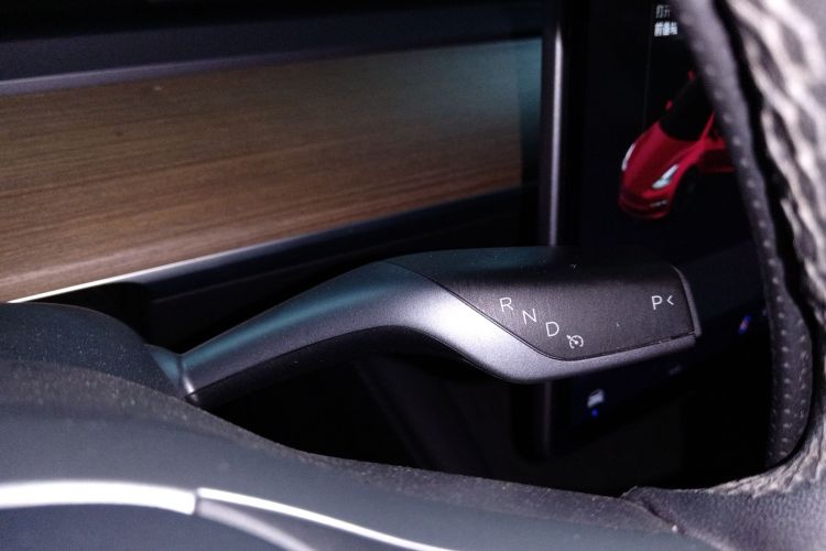 特斯拉 Model 3 2021款 改款 标准续航后驱升级版 3D1中控内饰18