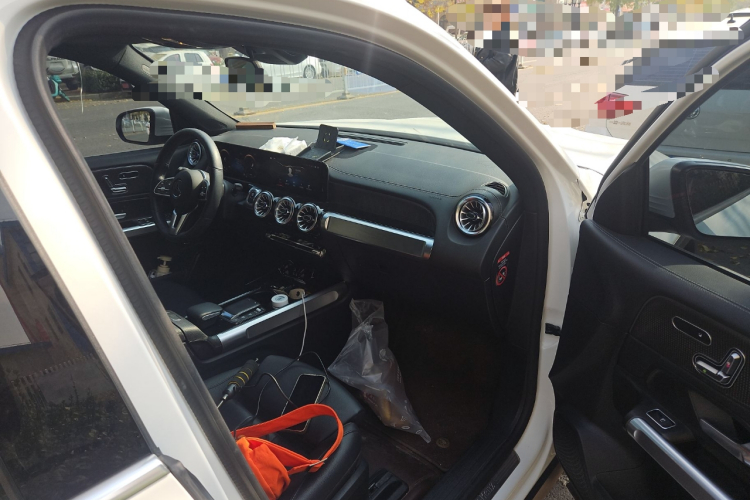 奔驰EQB 2023款 EQB 260局部细节9005