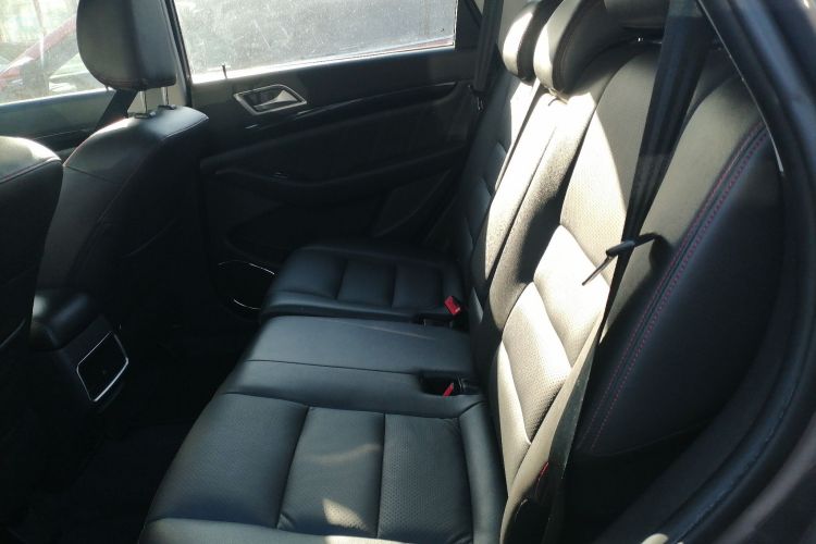 猎豹汽车 猎豹CS10 2017款 2.0T 自动豪华型中控内饰21