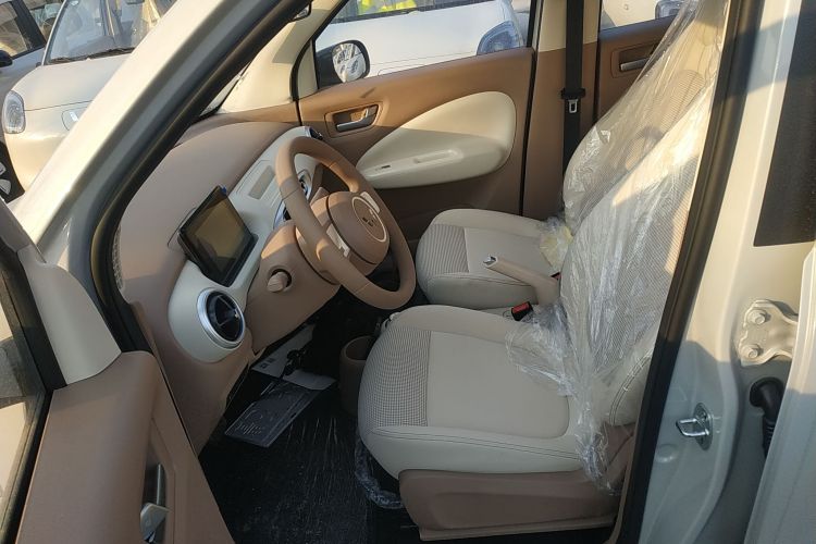 五菱汽车 宏光MINIEV 2025款 四门版 进阶款中控内饰19