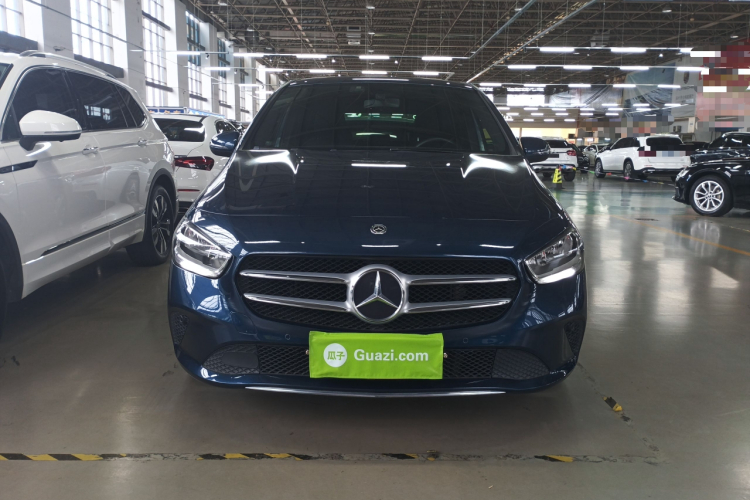奔驰B级 2020款 B 180车身外观6001