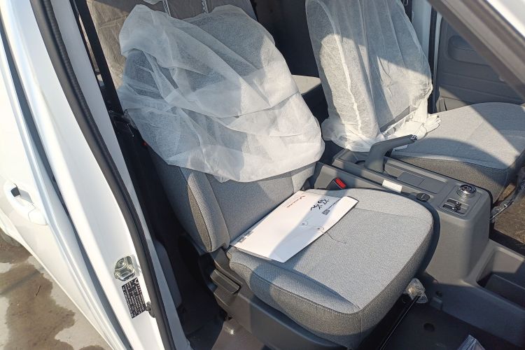 五菱汽车 五菱扬光 2025款 400km 客车版舒适型局部细节41