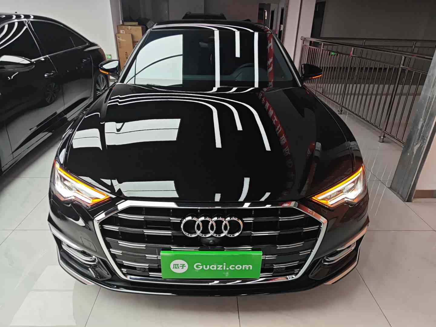奥迪A6L 2025款 45 TFSI 臻选动感型(1)