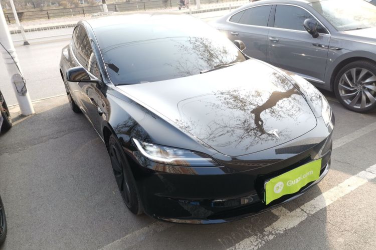 特斯拉 Model 3 2023款 后轮驱动版车身外观3